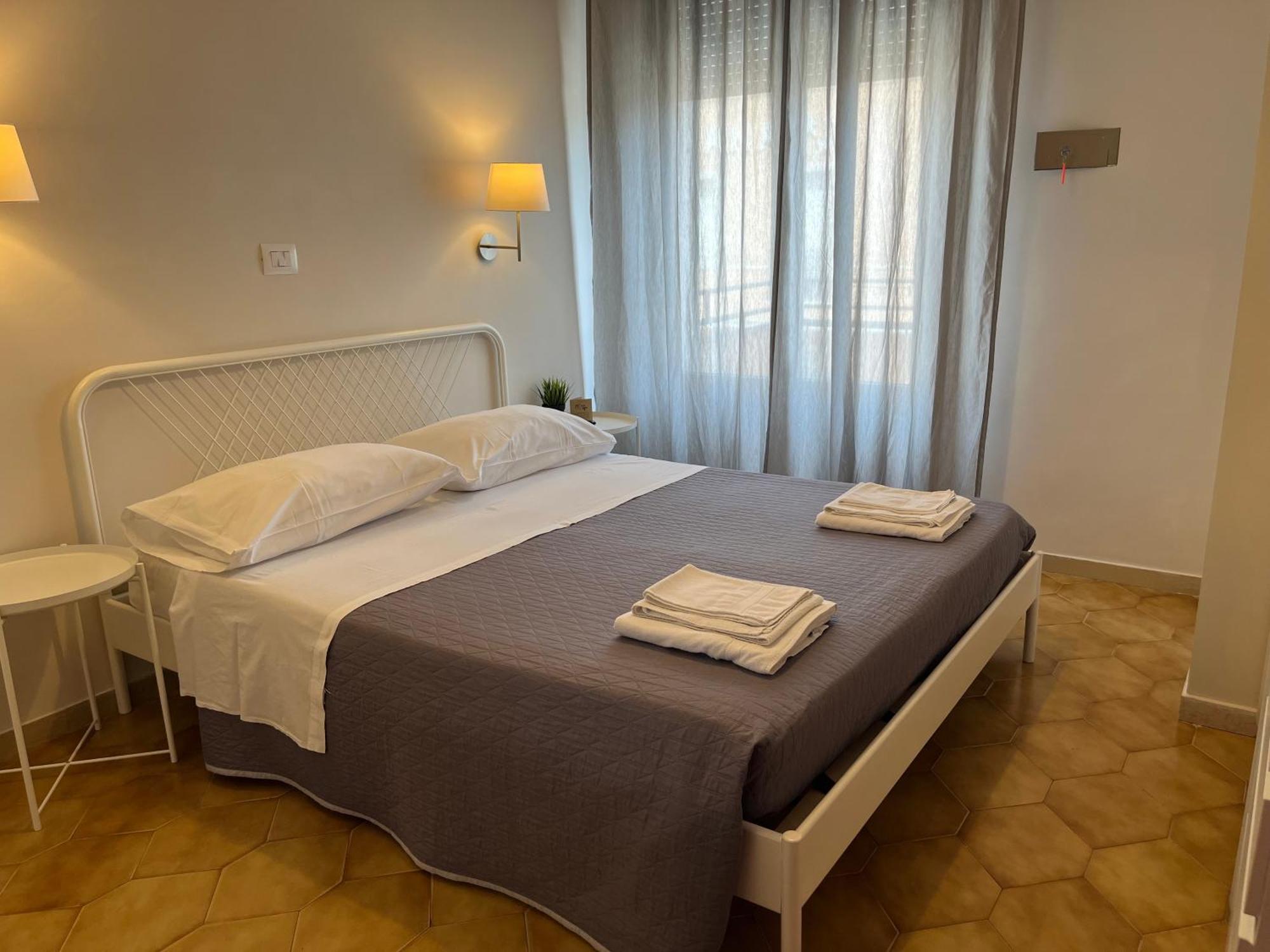 T Hotel Ріміні Екстер'єр фото