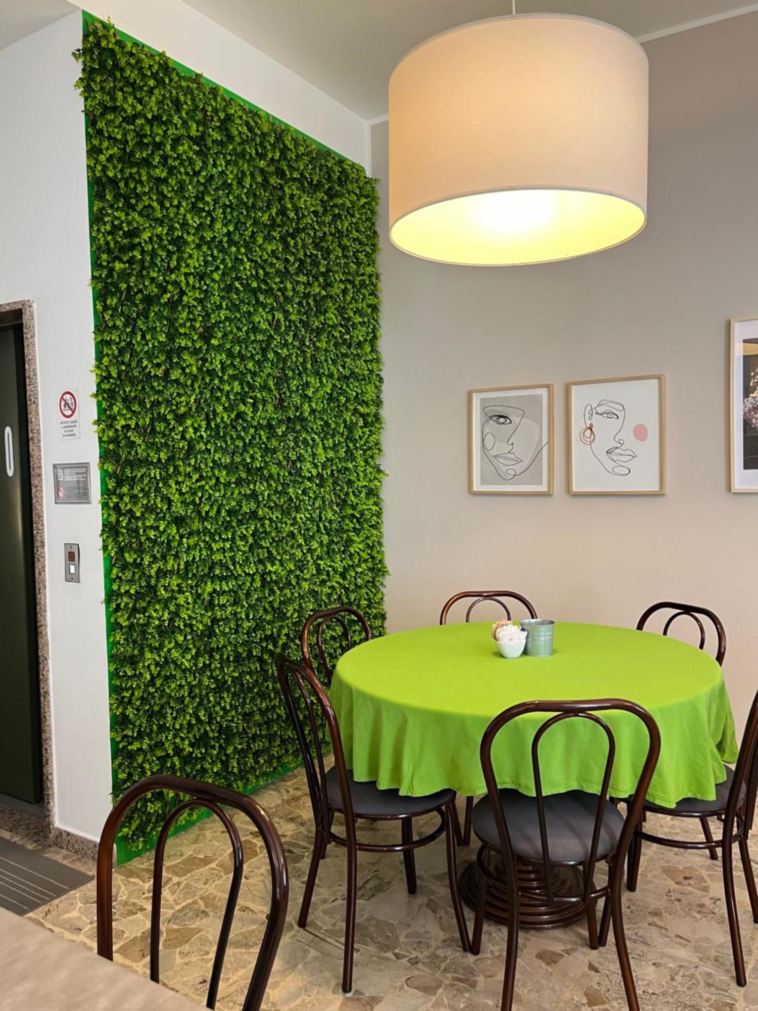 T Hotel Ріміні Екстер'єр фото