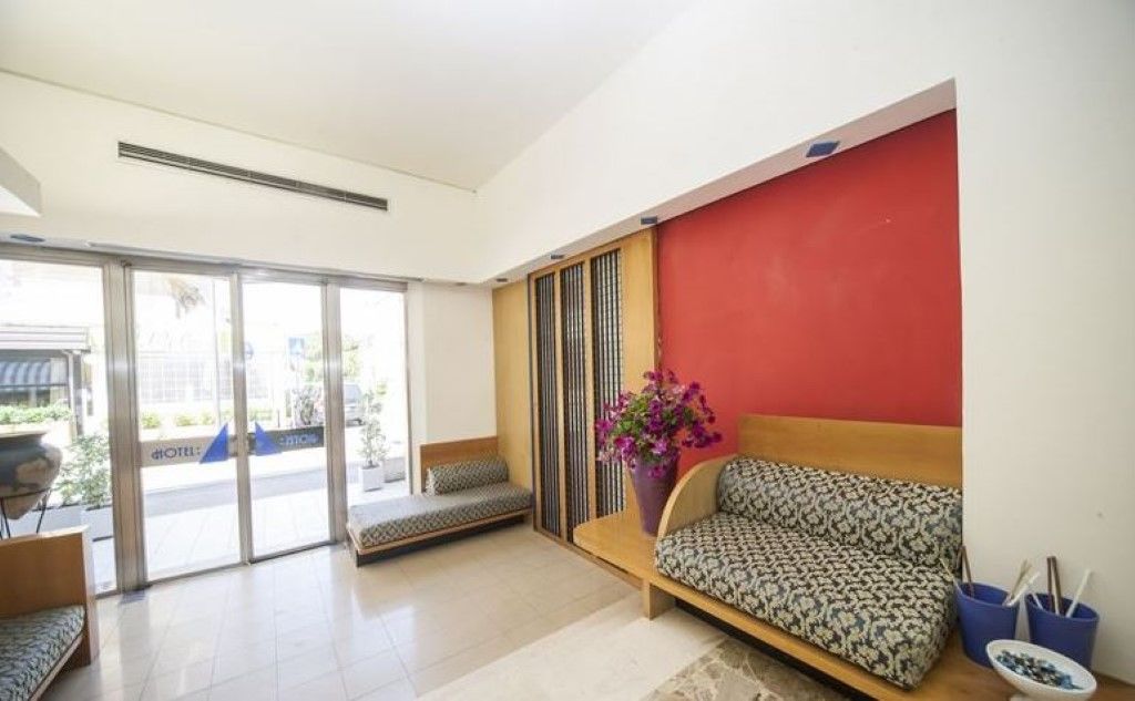 T Hotel Ріміні Екстер'єр фото